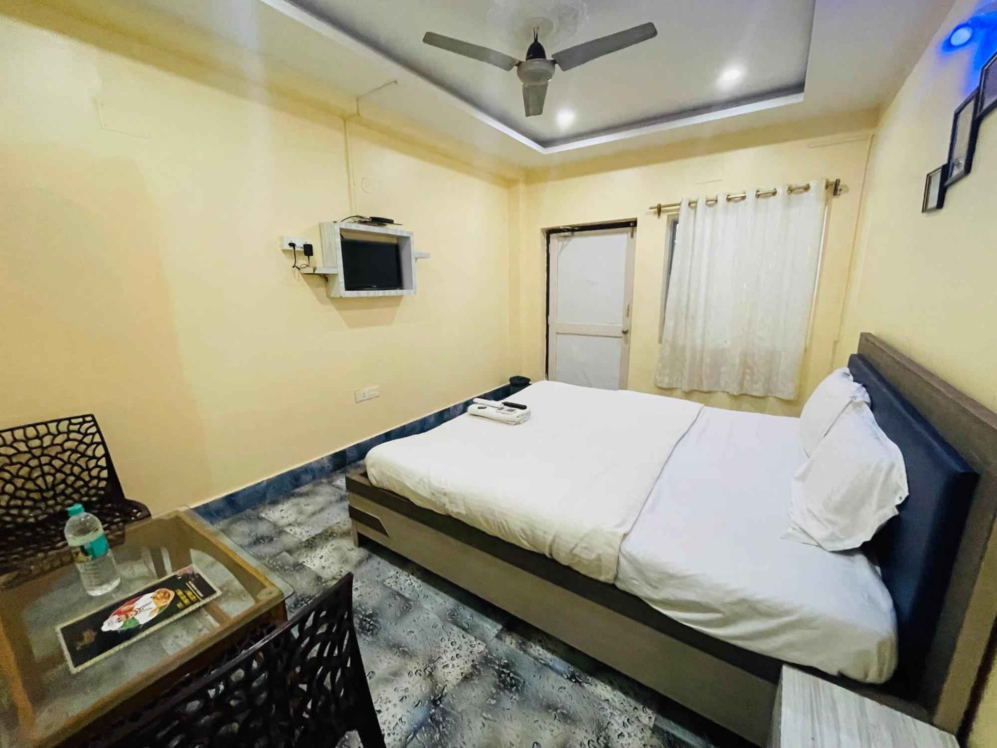 Rupashree Bangala ! Hotel Puri