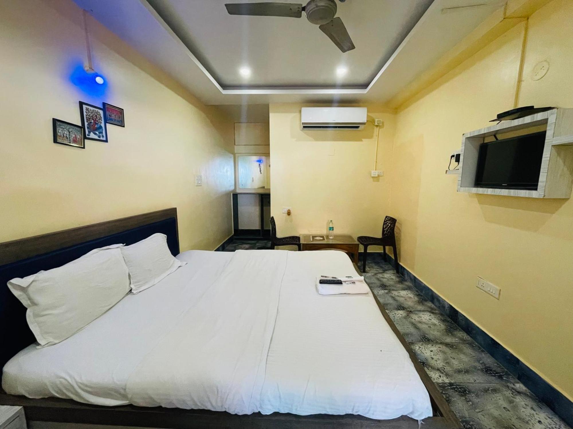 Rupashree Bangala ! Hotel